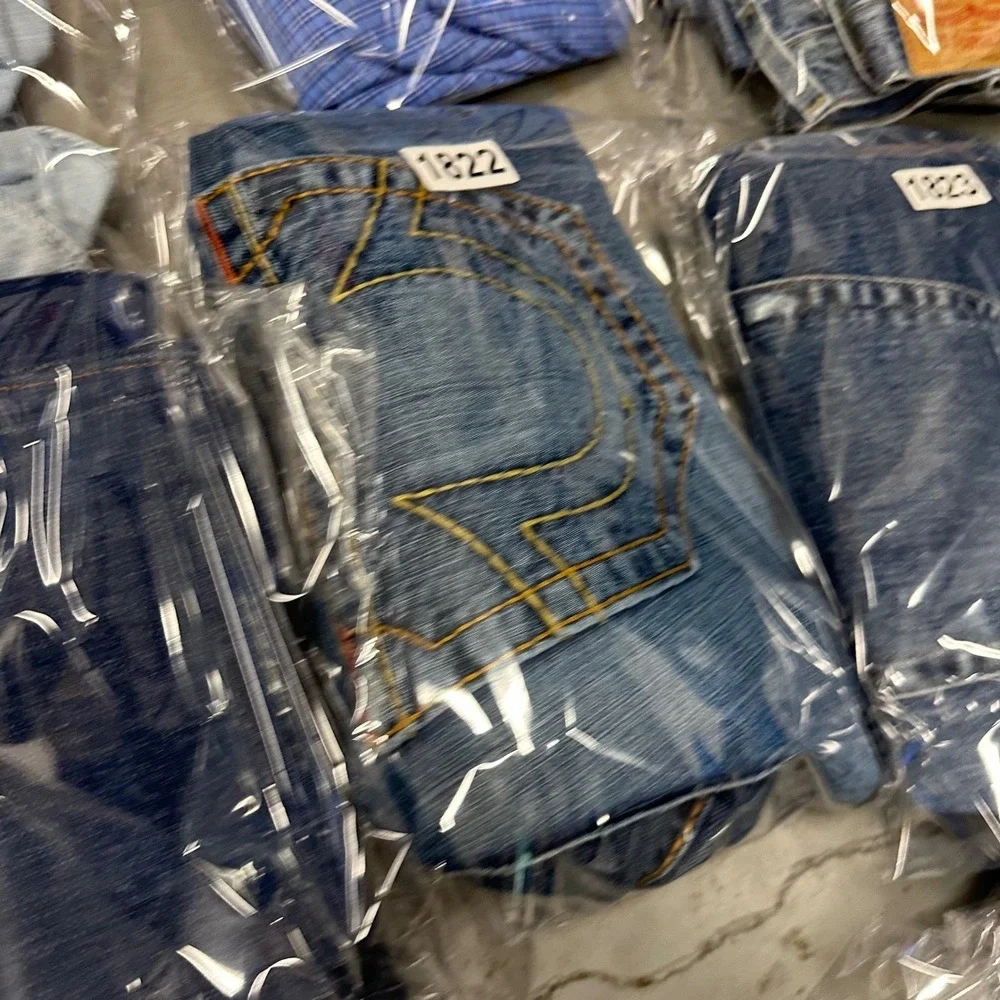 True Religion Bobby Big T Mens Jeans Dark Wash Size 30x34‎